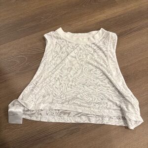 Lululemon Swirl Print muscle Tank / Crop